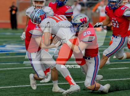 Thumbnail 2 in Westlake vs. United (UIL 6A Regional Semifinal Playoff) photogallery.