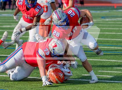 Thumbnail 3 in Westlake vs. United (UIL 6A Regional Semifinal Playoff) photogallery.