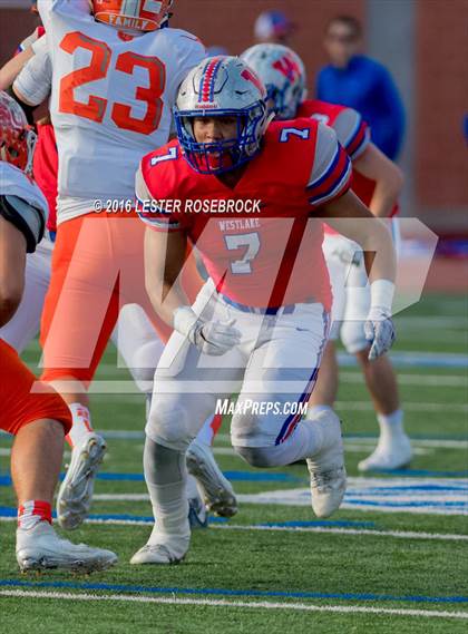 Thumbnail 2 in Westlake vs. United (UIL 6A Regional Semifinal Playoff) photogallery.