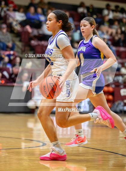 Thumbnail 3 in Rains vs. Lipan (Tenaha ISD Holiday Hoops) photogallery.