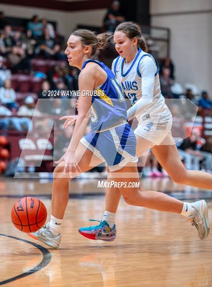 Thumbnail 3 in Rains vs. Lipan (Tenaha ISD Holiday Hoops) photogallery.