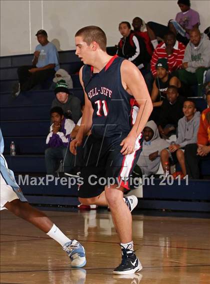 Thumbnail 1 in Bellarmine-Jefferson vs. Sylmar (Bell-Jeff Holiday Classic) photogallery.