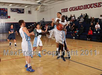 Thumbnail 1 in Bellarmine-Jefferson vs. Sylmar (Bell-Jeff Holiday Classic) photogallery.