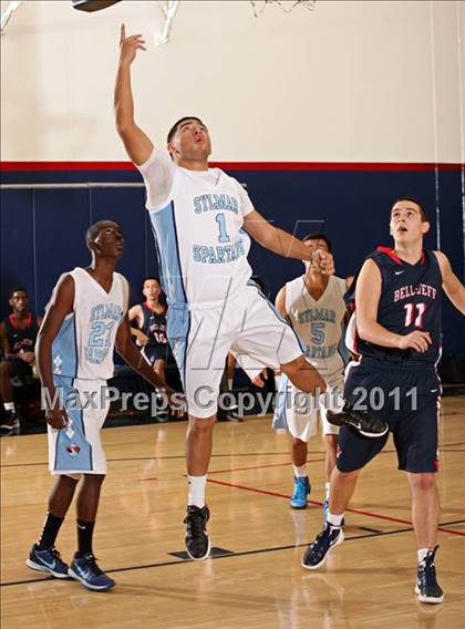 Thumbnail 1 in Bellarmine-Jefferson vs. Sylmar (Bell-Jeff Holiday Classic) photogallery.