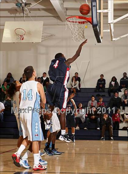 Thumbnail 1 in Bellarmine-Jefferson vs. Sylmar (Bell-Jeff Holiday Classic) photogallery.