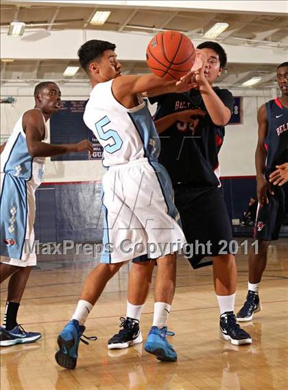 Thumbnail 1 in Bellarmine-Jefferson vs. Sylmar (Bell-Jeff Holiday Classic) photogallery.