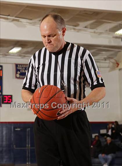 Thumbnail 2 in Bellarmine-Jefferson vs. Sylmar (Bell-Jeff Holiday Classic) photogallery.