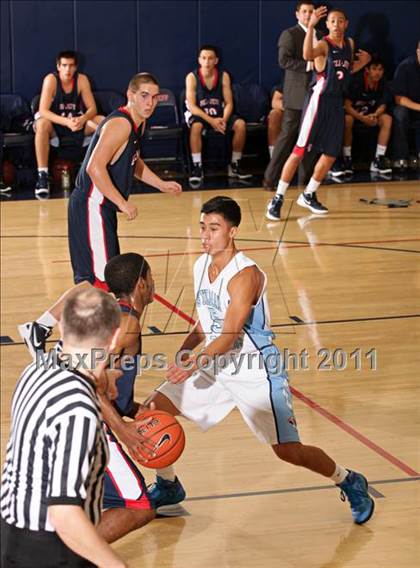 Thumbnail 3 in Bellarmine-Jefferson vs. Sylmar (Bell-Jeff Holiday Classic) photogallery.