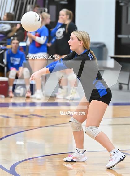Thumbnail 3 in Northwest Christian vs. Fountain Hills photogallery.