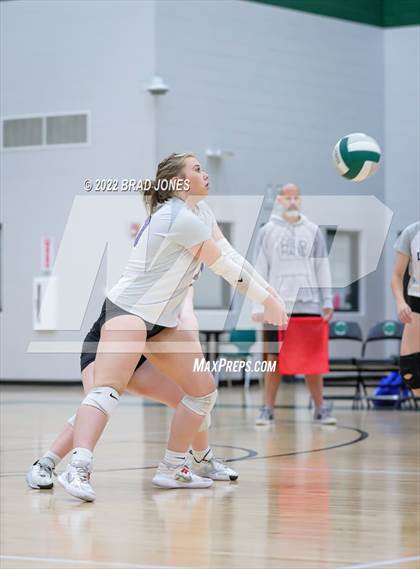 Thumbnail 1 in Green Hill vs. Lebanon (TSSAA District 9-AAA Final) photogallery.