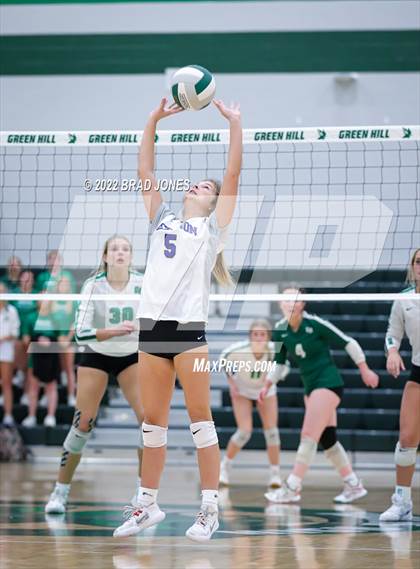 Thumbnail 1 in Green Hill vs. Lebanon (TSSAA District 9-AAA Final) photogallery.