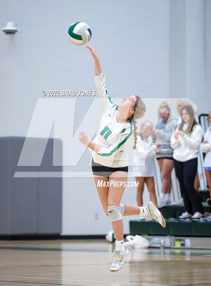 Thumbnail 3 in Green Hill vs. Lebanon (TSSAA District 9-AAA Final) photogallery.