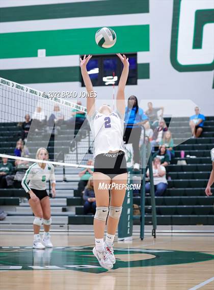 Thumbnail 3 in Green Hill vs. Lebanon (TSSAA District 9-AAA Final) photogallery.
