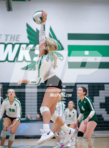 Thumbnail 1 in Green Hill vs. Lebanon (TSSAA District 9-AAA Final) photogallery.