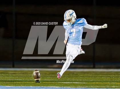 Thumbnail 3 in South Lakes @ Yorktown (VHSL, Class 6, Region D, Quarter-Final) photogallery.