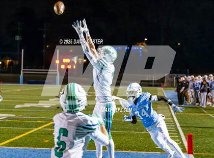Thumbnail 3 in South Lakes @ Yorktown (VHSL, Class 6, Region D, Quarter-Final) photogallery.