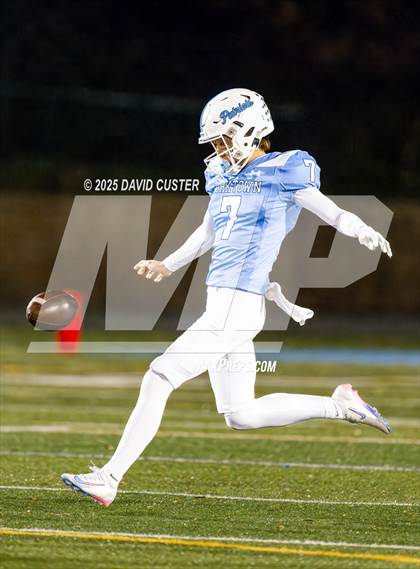 Thumbnail 3 in South Lakes @ Yorktown (VHSL, Class 6, Region D, Quarter-Final) photogallery.