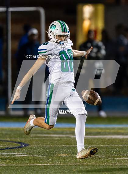 Thumbnail 1 in South Lakes @ Yorktown (VHSL, Class 6, Region D, Quarter-Final) photogallery.