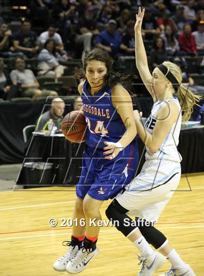 Thumbnail 2 in Sangre de Cristo vs. Briggsdale (CHSAA 1A Semifinal) photogallery.