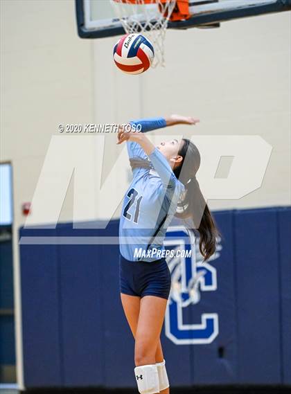 Thumbnail 3 in Johnson vs O'Connor (Freshman) photogallery.