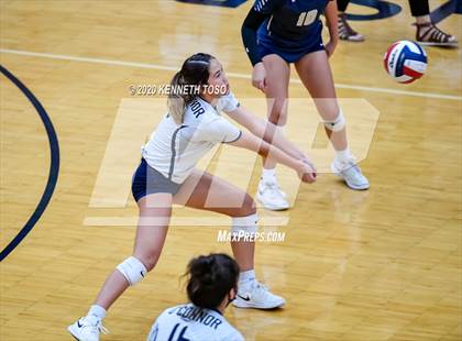 Thumbnail 1 in Johnson vs O'Connor (Freshman) photogallery.