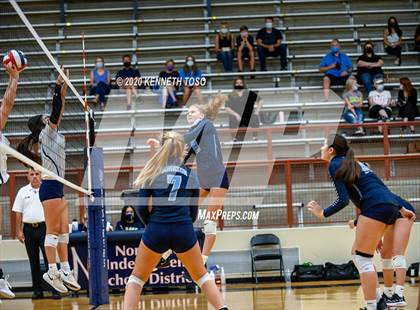 Thumbnail 1 in Johnson vs O'Connor (Freshman) photogallery.