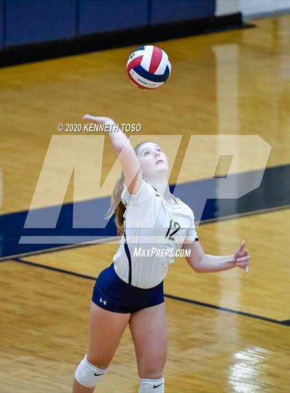 Thumbnail 1 in Johnson vs O'Connor (Freshman) photogallery.