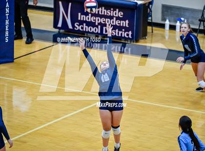 Thumbnail 1 in Johnson vs O'Connor (Freshman) photogallery.