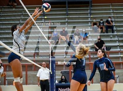 Thumbnail 3 in Johnson vs O'Connor (Freshman) photogallery.