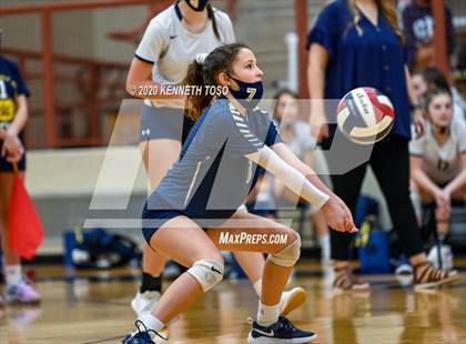 Thumbnail 2 in Johnson vs O'Connor (Freshman) photogallery.