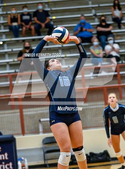 Thumbnail 1 in Johnson vs O'Connor (Freshman) photogallery.