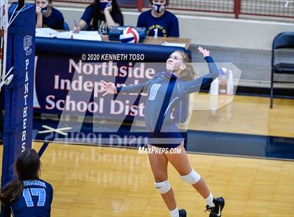 Thumbnail 2 in Johnson vs O'Connor (Freshman) photogallery.