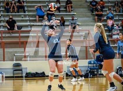 Thumbnail 2 in Johnson vs O'Connor (Freshman) photogallery.