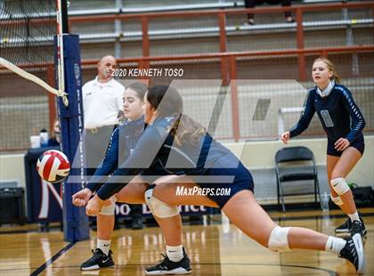 Thumbnail 2 in Johnson vs O'Connor (Freshman) photogallery.