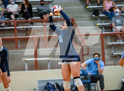 Thumbnail 1 in Johnson vs O'Connor (Freshman) photogallery.