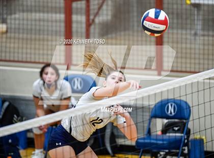 Thumbnail 2 in Johnson vs O'Connor (Freshman) photogallery.