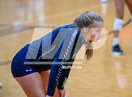 Thumbnail 3 in Johnson vs O'Connor (Freshman) photogallery.