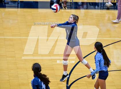 Thumbnail 1 in Johnson vs O'Connor (Freshman) photogallery.
