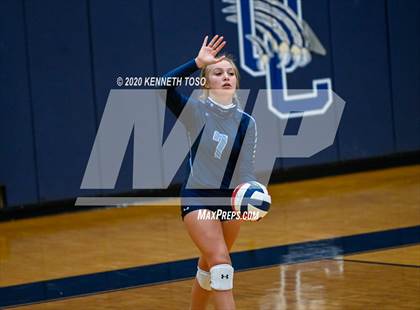 Thumbnail 2 in Johnson vs O'Connor (Freshman) photogallery.