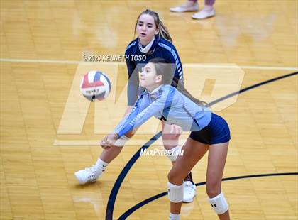 Thumbnail 2 in Johnson vs O'Connor (Freshman) photogallery.