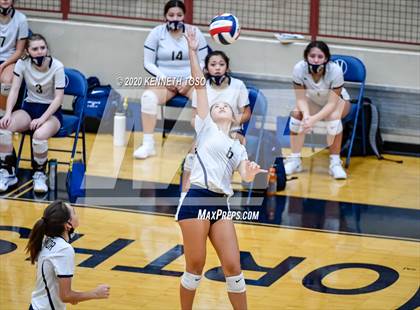 Thumbnail 1 in Johnson vs O'Connor (Freshman) photogallery.