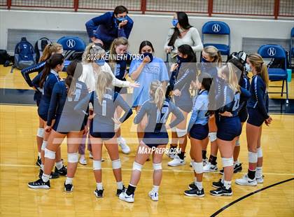 Thumbnail 3 in Johnson vs O'Connor (Freshman) photogallery.