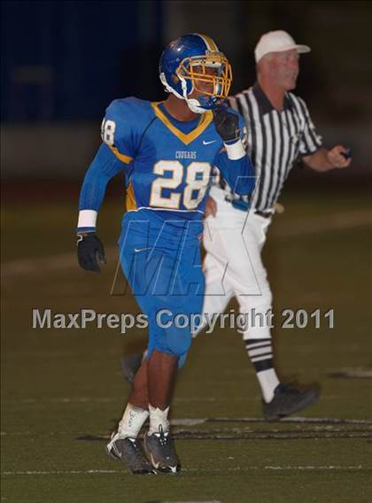Thumbnail 2 in Rancho Cotate vs. Del Campo (Smackdown at Sactown) photogallery.