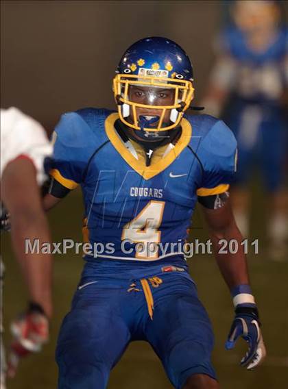 Thumbnail 3 in Rancho Cotate vs. Del Campo (Smackdown at Sactown) photogallery.
