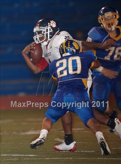 Thumbnail 1 in Rancho Cotate vs. Del Campo (Smackdown at Sactown) photogallery.