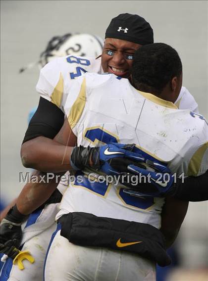 Thumbnail 1 in Phoebus vs. Stone Bridge (VHSL Group 3A Division 5 Final) photogallery.