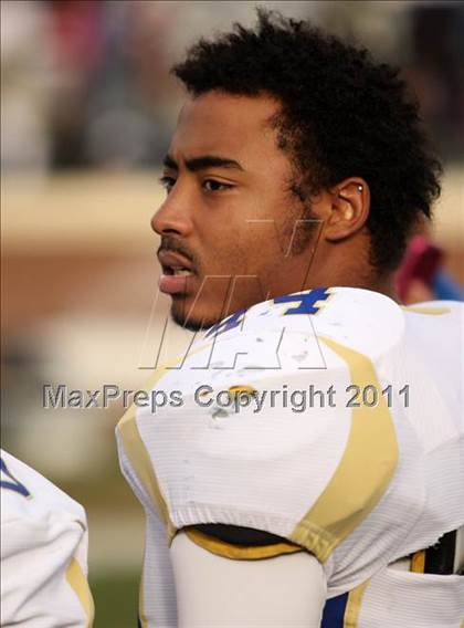 Thumbnail 2 in Phoebus vs. Stone Bridge (VHSL Group 3A Division 5 Final) photogallery.