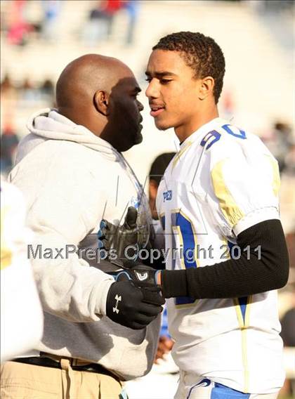 Thumbnail 3 in Phoebus vs. Stone Bridge (VHSL Group 3A Division 5 Final) photogallery.