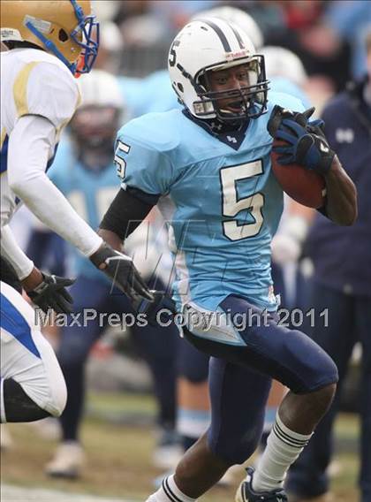 Thumbnail 2 in Phoebus vs. Stone Bridge (VHSL Group 3A Division 5 Final) photogallery.