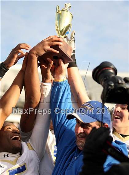 Thumbnail 2 in Phoebus vs. Stone Bridge (VHSL Group 3A Division 5 Final) photogallery.